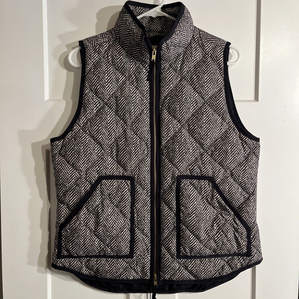 J. Crew Excursion Puffer Down Women's Vest Size Medium Black Cream Herringbone